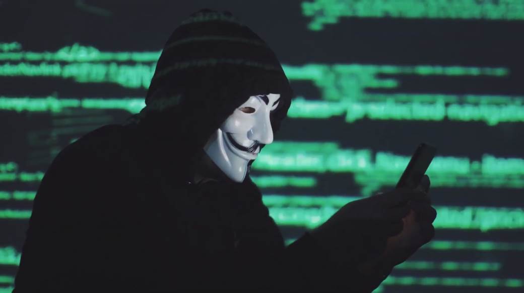 Hakovali FBI servere za email kampanju