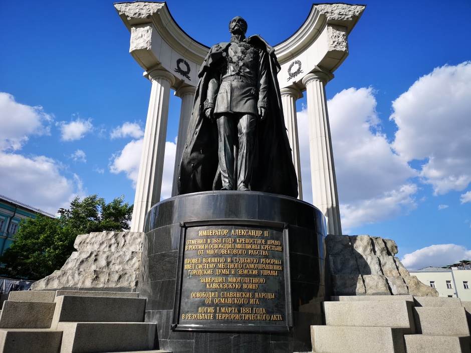 Rusija blokirala Instagram, slede Fejsbuk i Tviter