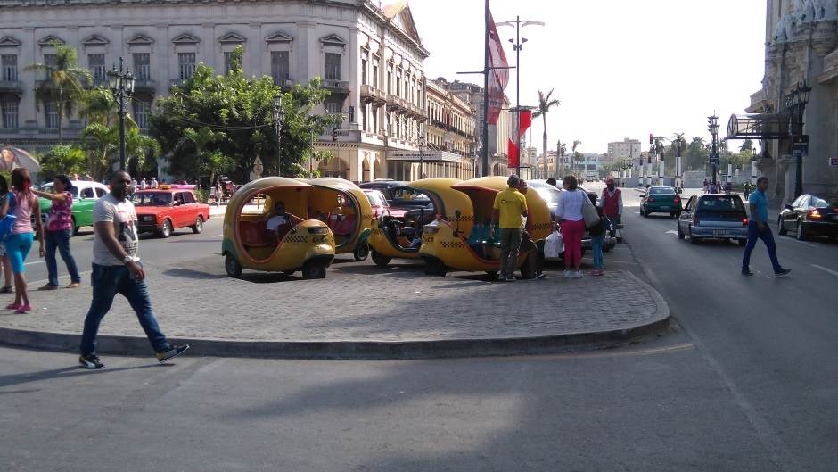 Kuba blokada Twitter naloga politicara i medija