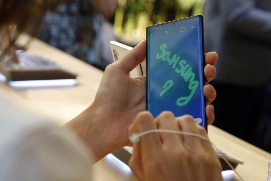 Huawei stiže Samsung i pored zabrana, Apple treći, Xiaomi pao