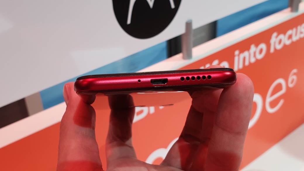 Motorola One Macro cena, prodaja, kupovina, Motorola One Macro telefon na poklon, Motorola E6 Plus