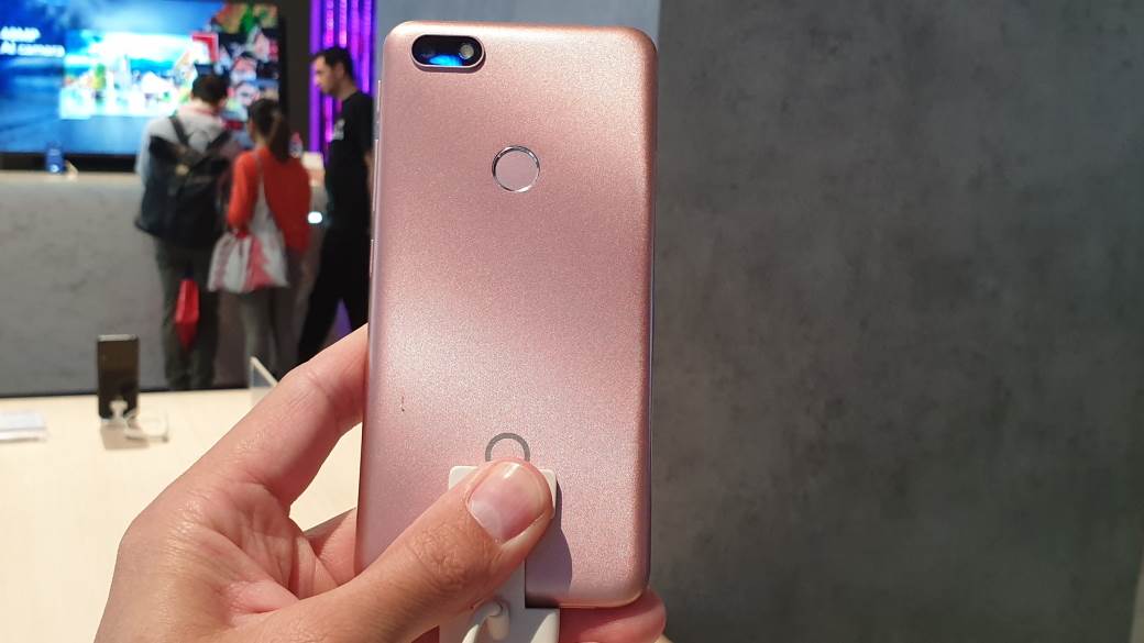 Alcatel telefoni IFA 2019, Alcatel 1V cena u Srbiji, prodaja, Alcatel 3X cena u Srbiji, prodaja