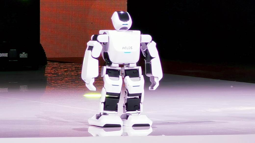 Atlas robot izvodi parkur