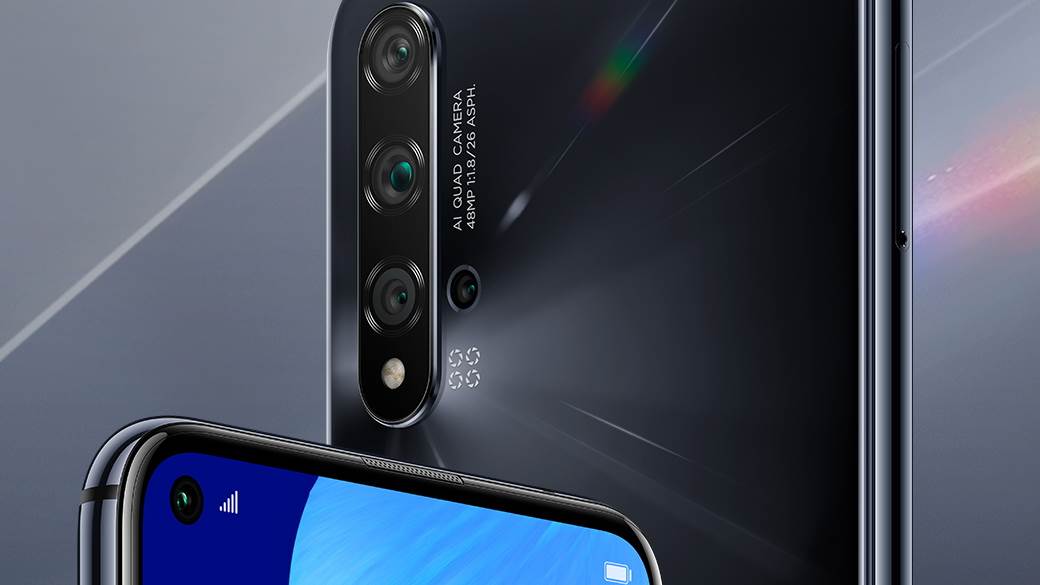 Posle dužeg čekanja novi model telefona najzad i kod nas (FOTO, VIDEO)