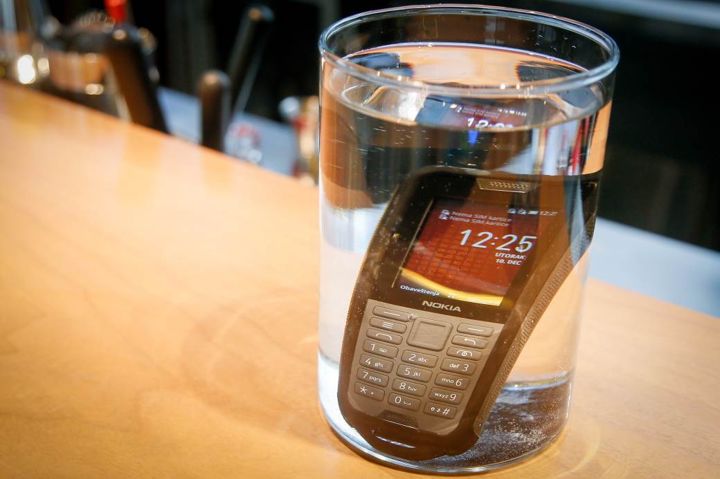 Nekad poznat kao najjači telefon ikad, ponovo je u Srbiji: HERKULES! (FOTO)