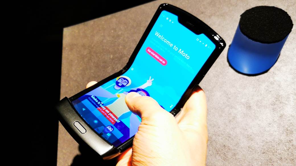 Motorola RAZR premijera London, Motorola RAZR cena u Srbiji, Kakva je Motorola RAZR, RAZR kupovina