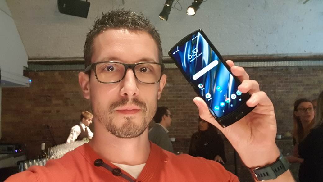 Motorola RAZR premijera London, Motorola RAZR cena u Srbiji, Kakva je Motorola RAZR, RAZR kupovina