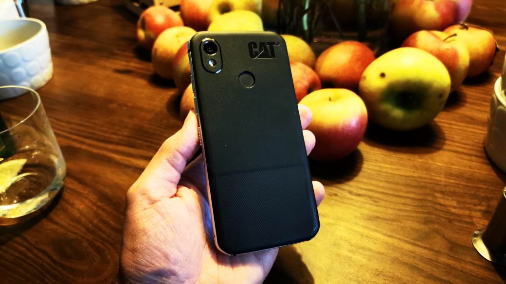 CAT S52 izdržljiv telefon cena u Srbiji, CAT S52 prodaja, CAT S52 kupovina, Najizdržljiviji telefon