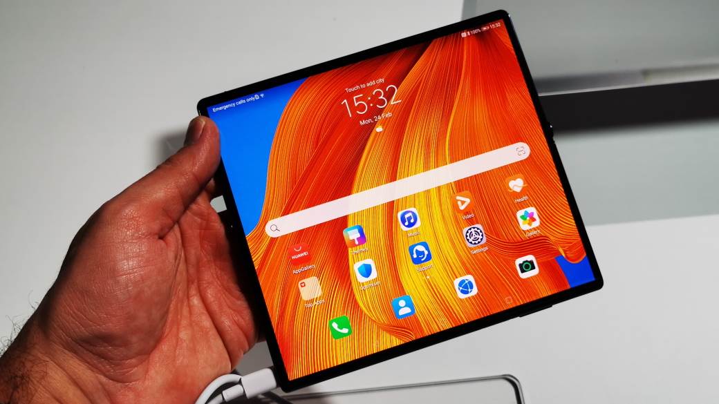 Najskuplji telefon dosad stiže u Srbiju, spremajte 2.500 evra (FOTO, VIDEO)