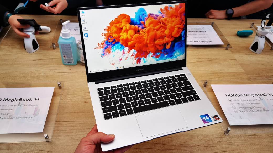 HONOR MagicBook laptop baterija puni QUAD elektricno vozilo, HONOR MagicBook laptop kakav je, utisci