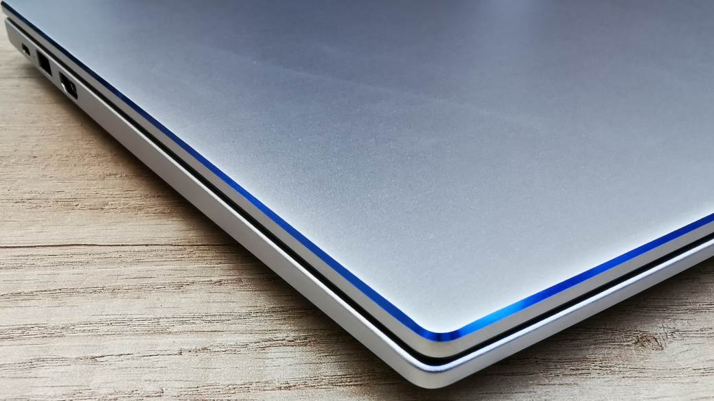 HONOR MagicBook laptop baterija puni QUAD elektricno vozilo, HONOR MagicBook laptop kakav je, utisci