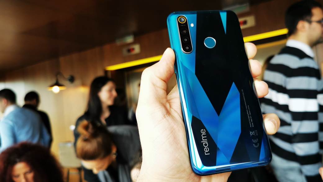 realme u Srbiji ponuda i cene telefona, realme cene telefona, realme utisci, realme telefoni premije