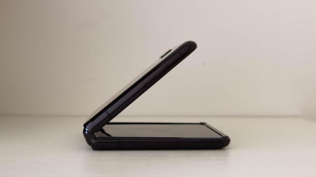 Samsung Galaxy Flip Z 5G cena 1.450 evra, opis, slike, premijera, Galaxy Z Flip 5G Srbija prodaja, i