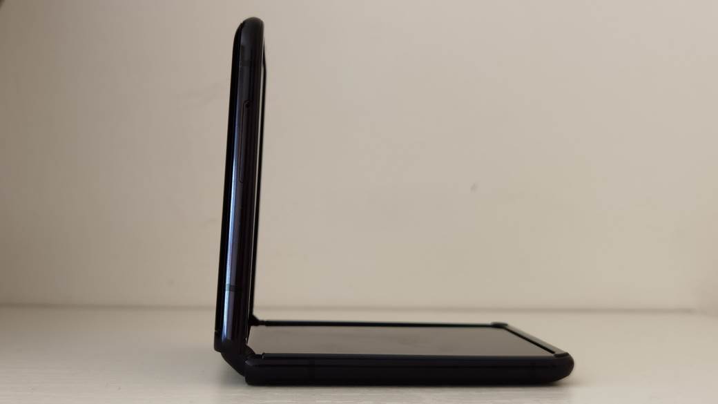 Samsung Galaxy Flip Z 5G cena 1.450 evra, opis, slike, premijera, Galaxy Z Flip 5G Srbija prodaja, i