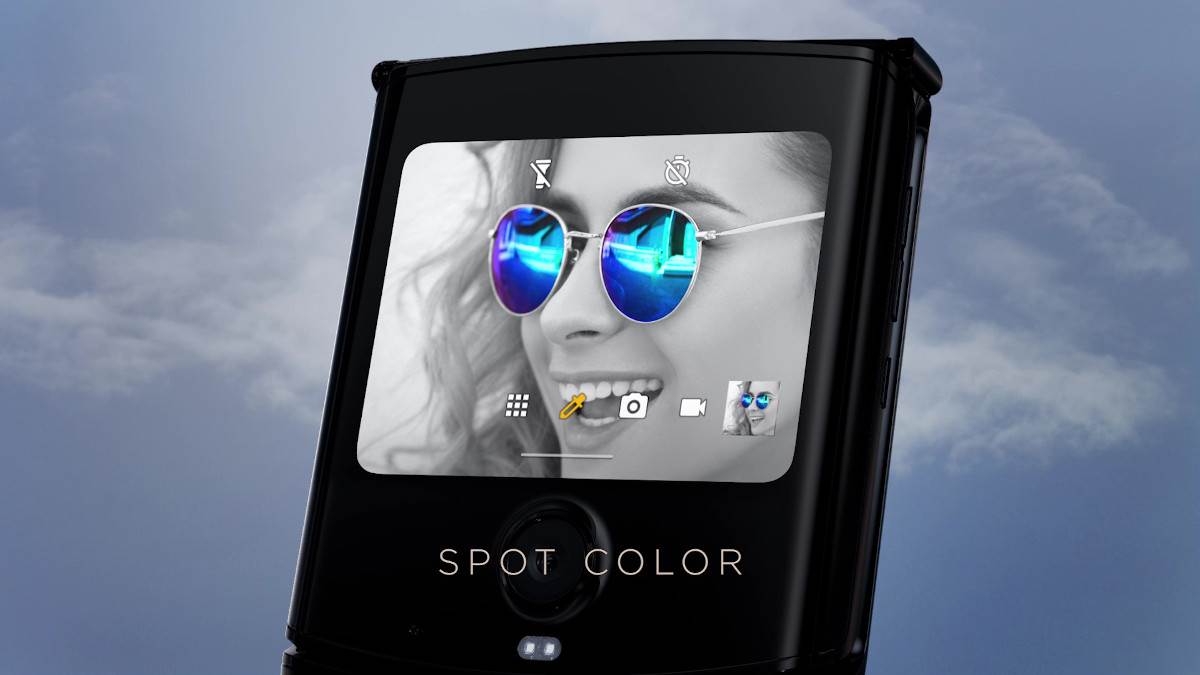 Motorola RAZR savitljivi ekran, Motorola RAZR Android 10 Quick View spoljnji ekran opis, info