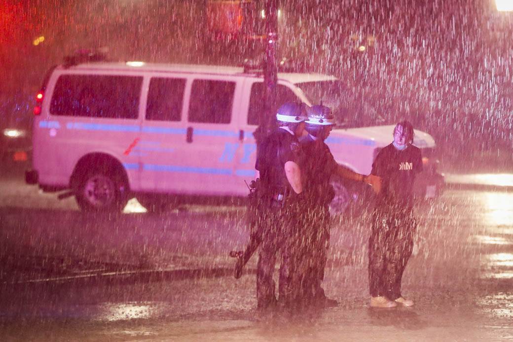 Apple prati ukradene iPhone telefone, iPhone SAD krada Apple poslao poruke lopovima, Apple lopovi