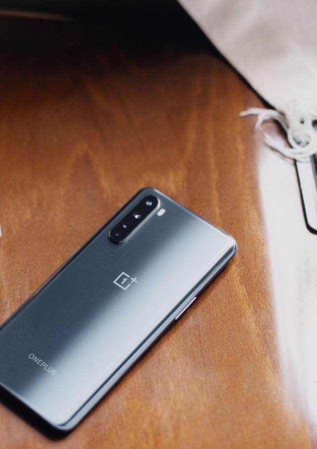 OnePlus Nord test izdržljivosti, OnePlus Nord pukao na testu, OnePlus Nord JerryRigEverything video