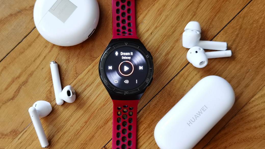 Huawei Watch GT 2e slušanje muzike preko Bluetooth slušalica bez telefona