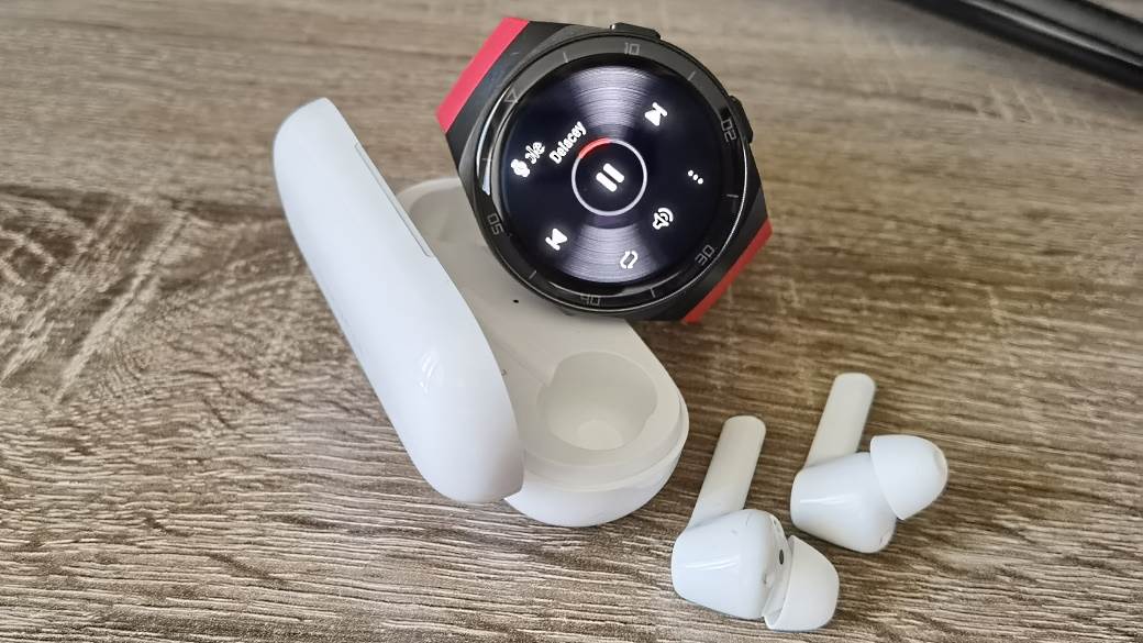 Huawei Watch GT 2e slušanje muzike preko Bluetooth slušalica bez telefona
