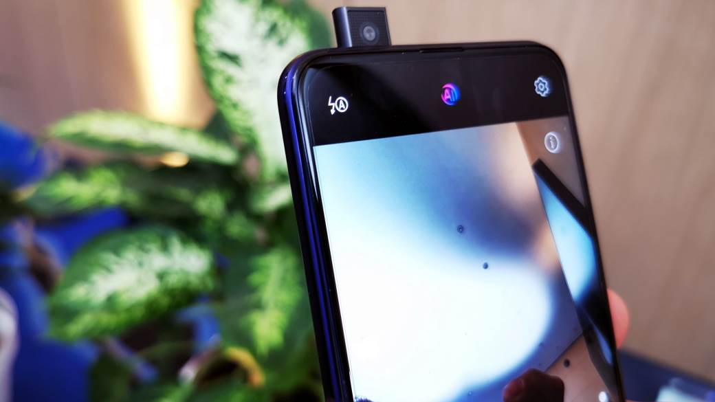 Huawei prodaje HONOR, HONOR se prodaje kupuje ga Xiaomi TCL, HONOR prodaja kompanije, Huawei HONOR