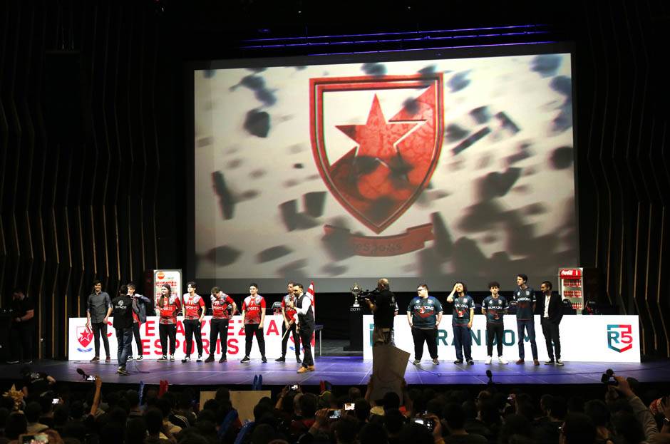 eSport u Srbiji odluka Vladimira Putina ulaganje u škole Video igre