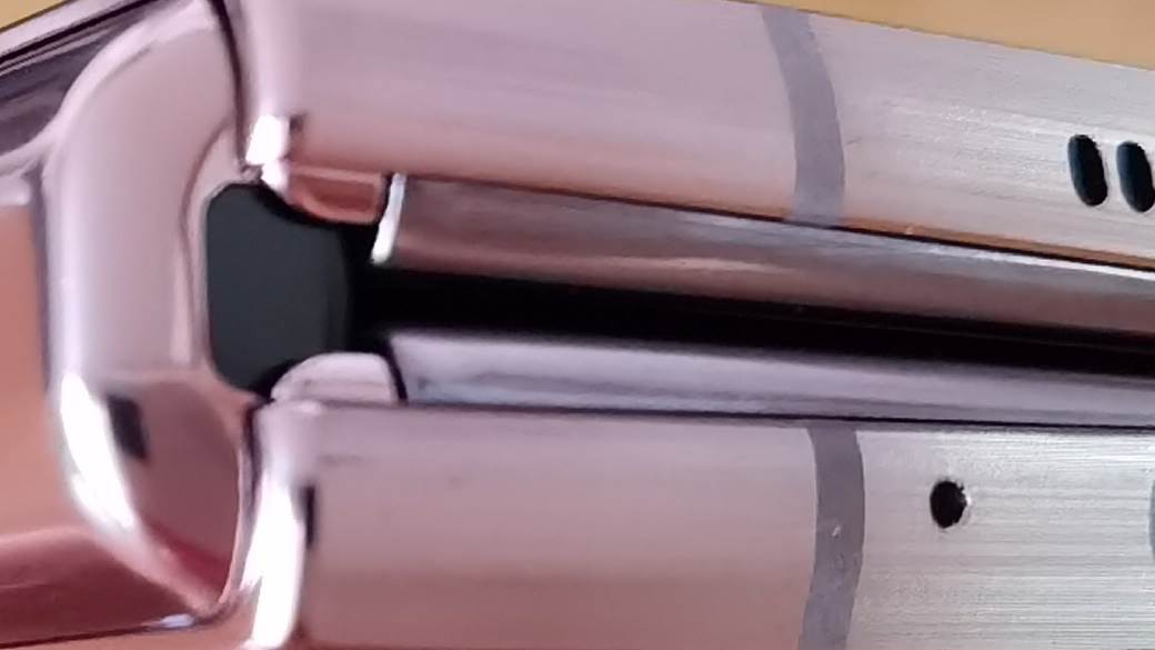 Samsung Galaxy Z Fold2 5G raspakivanje video test savitljivi telefon, Samsung Galaxy Z Fold2 2085€