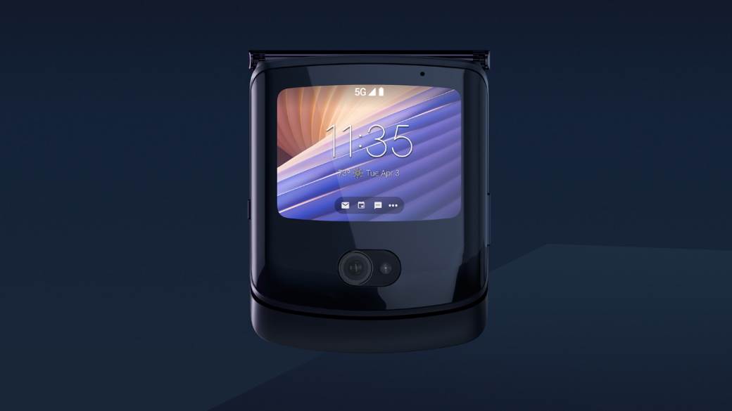 motorola razr 5g test cena 1380 evra 179990 rsd kako radi savitljivi telefon preklop android smartfo