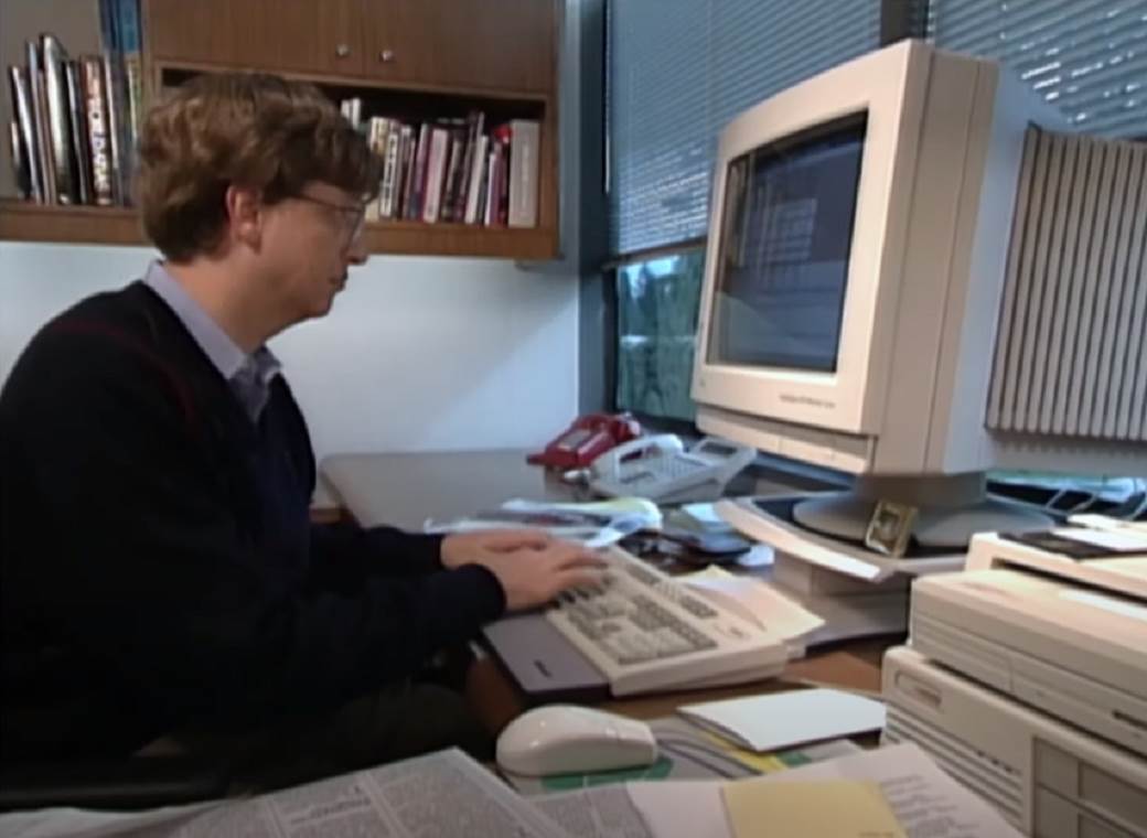 Bil Gejts predviđanja o veštačkoj inteligenciji i rizici