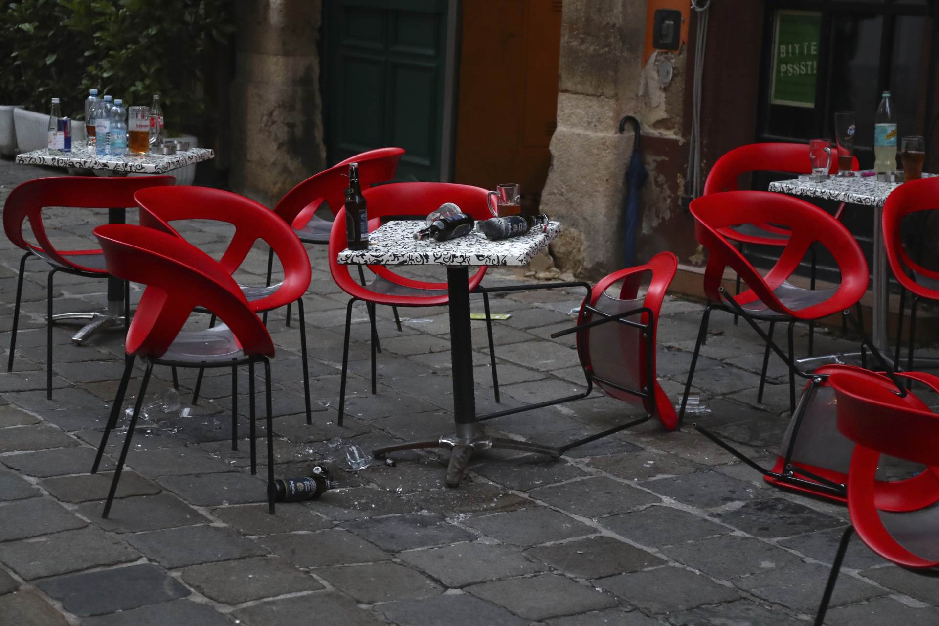 teroristicki napadi tehnologije dronovi pametni telefoni smartphone 3d štampac oružje