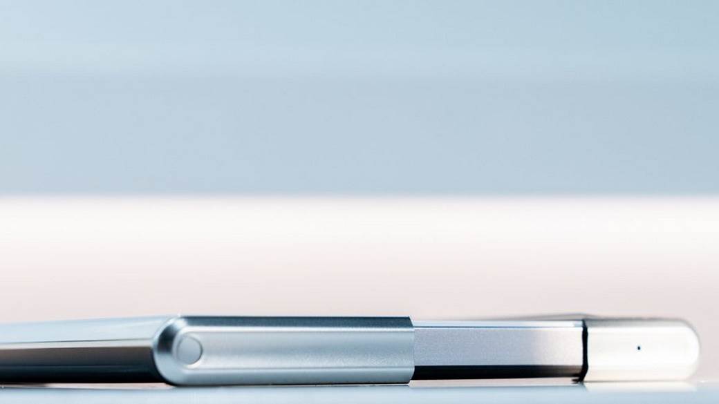 oppo x 2021 mobilni telefon ekran 