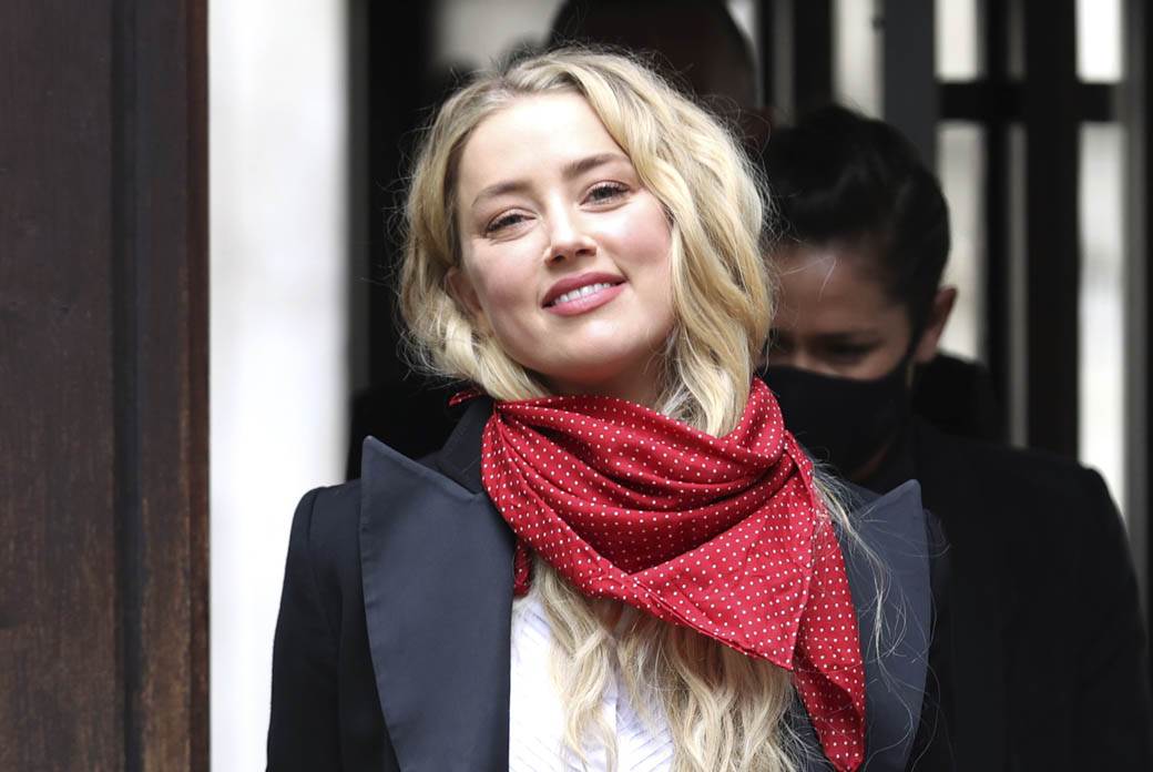 netfliks filmovi džoni dep razvod amber heard prevara ilon mask