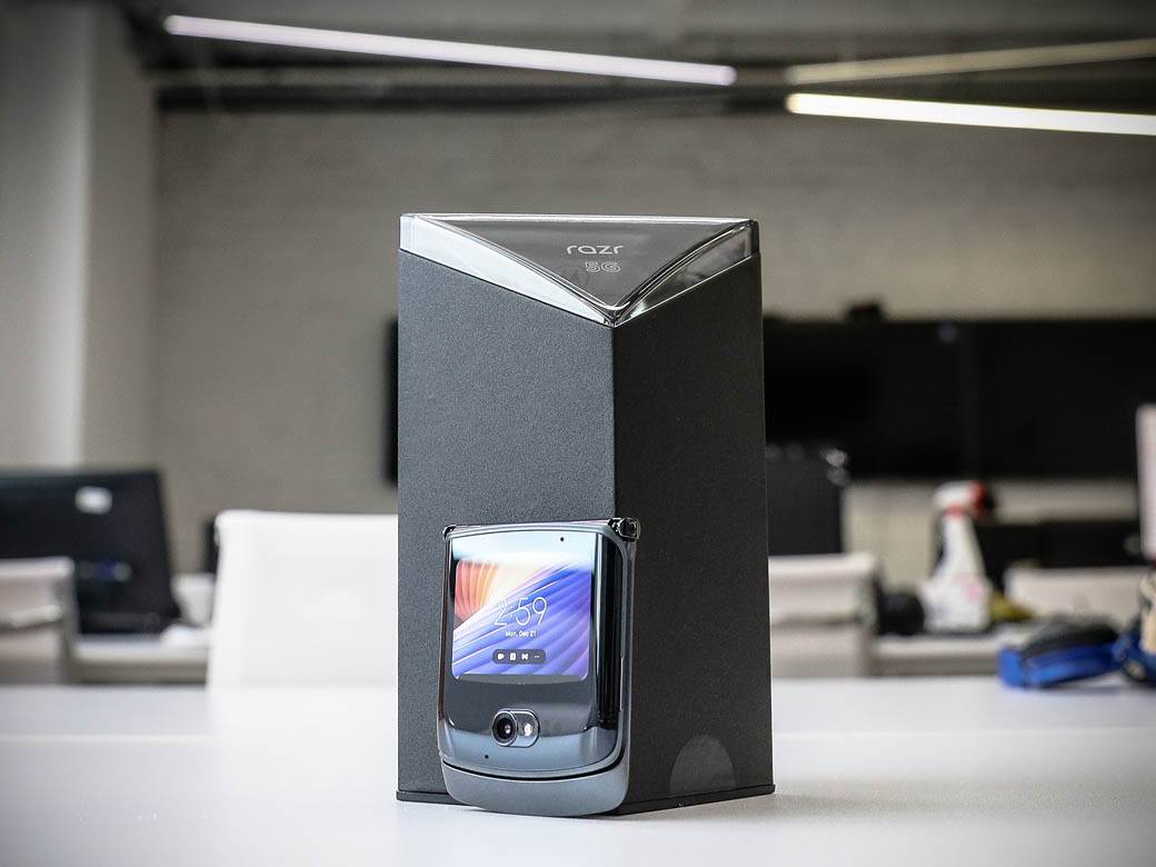 Zbog posete Nensi Pelosi Tajvanu otkazana Motorola premijera telefona