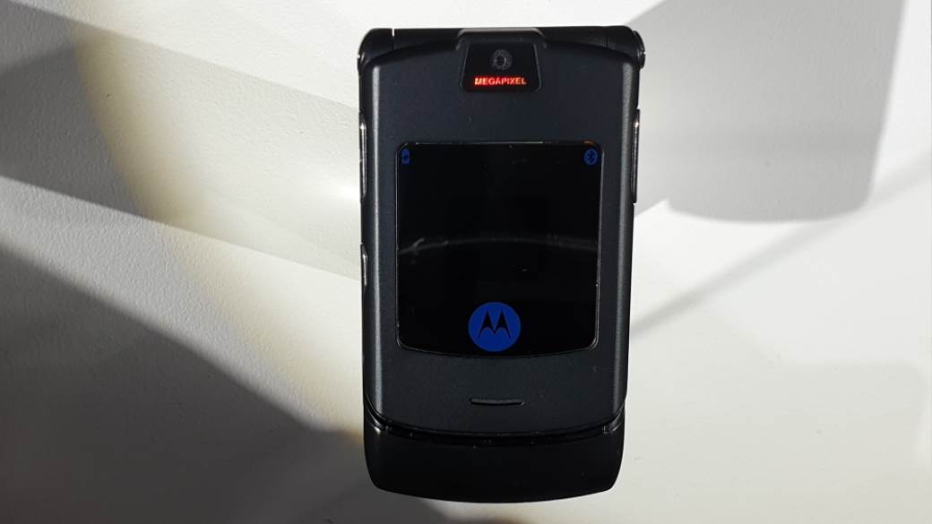 Motorola RAZR premijera London, Motorola RAZR cena u Srbiji, Kakva je Motorola RAZR, RAZR kupovina