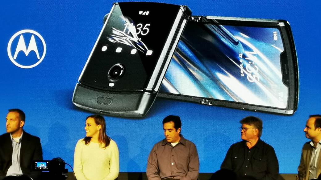 Motorola RAZR premijera London, Motorola RAZR cena u Srbiji, Kakva je Motorola RAZR, RAZR kupovina