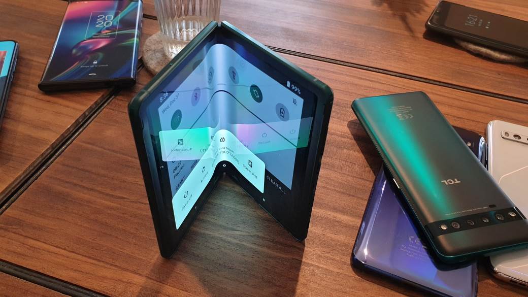 TCL Project Chicago savitljivi telefon otkazan