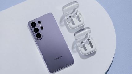 Samsung Galaxy S26 Ultra i Galaxy Buds4 slušalice