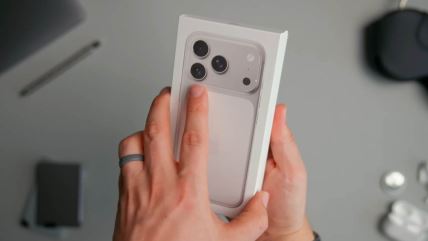iPhone 17 Pro kutija