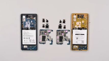Rasklopljeni HTC U24 Pro i Trump Mobile T1 Phone