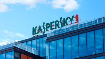 Kaspersky Lab znak na zgradi