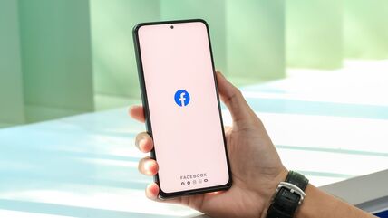 Facebook na telefonu