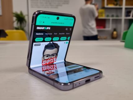 Samsung Galaxy Z Flip4 Uživo Slike 3.jpg