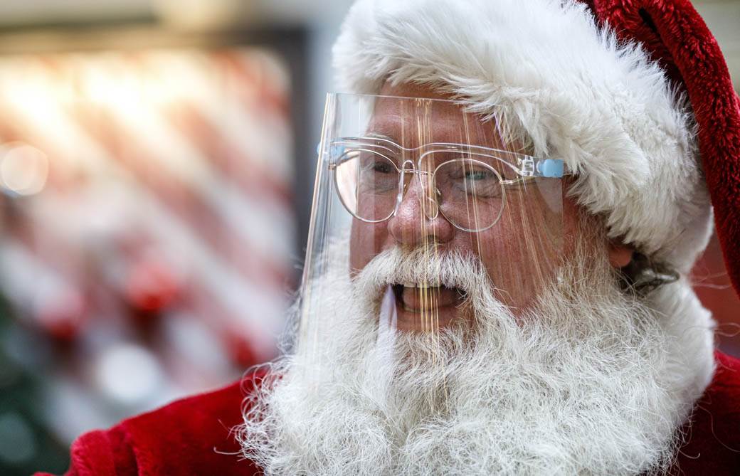 deda mraz usluge video pozivi zoom aplikacija whatsapp