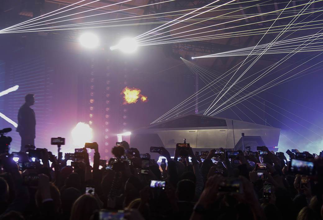 Tesla Cybertruck u GTA V video