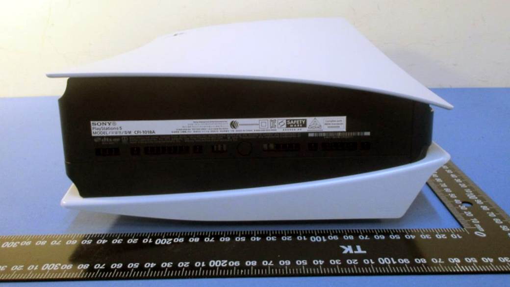 Sony PlayStation 5 dimenzije izgled dizajn kako izgleda konzola uživo, PlayStation 5 cena u Srbiji