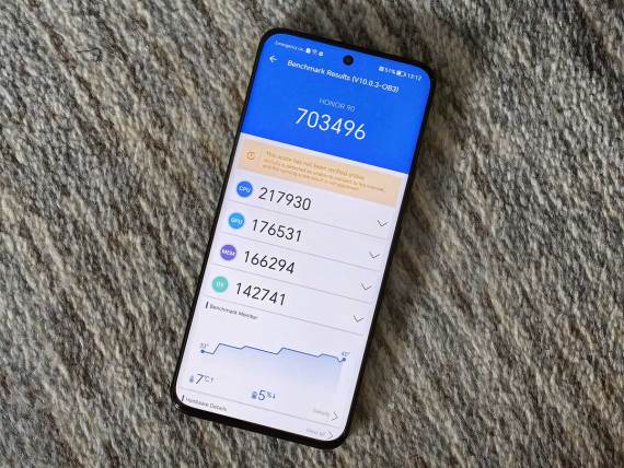 HONOR 90 performanse