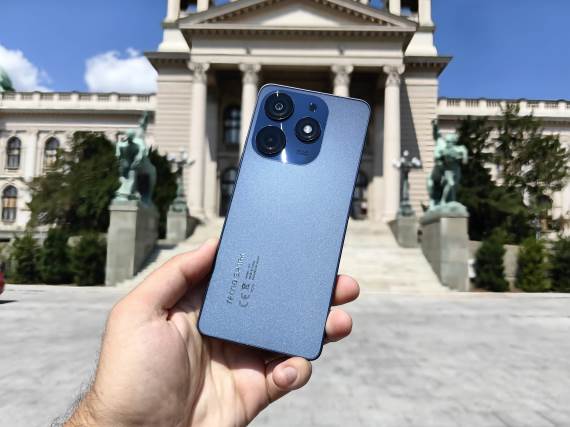 TECNO Spark 10 Pro telefon