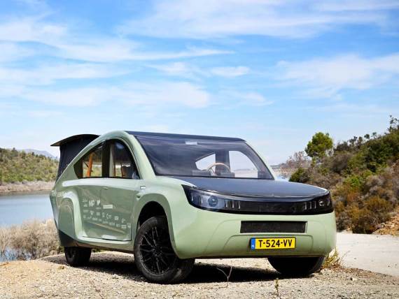 Stella Terra automobil