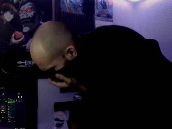 Strimer nakon eksplozije iPhone-a