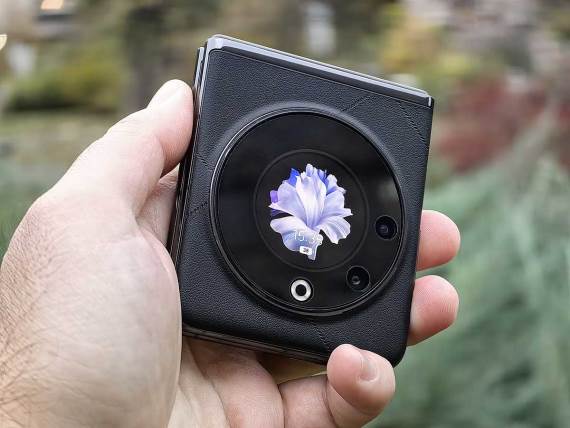 TECNO Phantom V Flip 5G