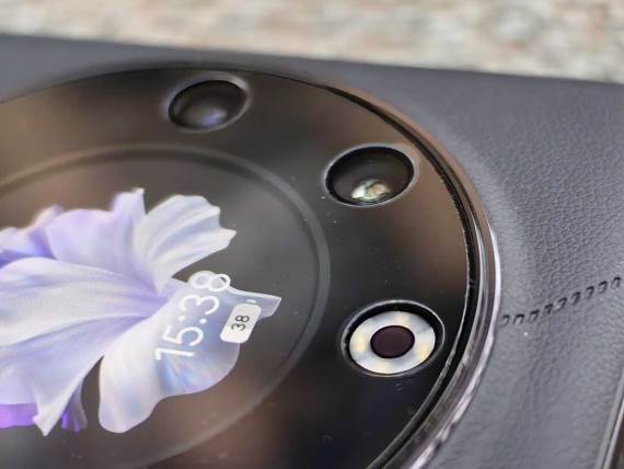 TECNO Phantom V Flip 5G kamere